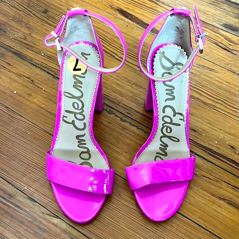 Great pair of Women’s Sam Edelman shoes- very good condition